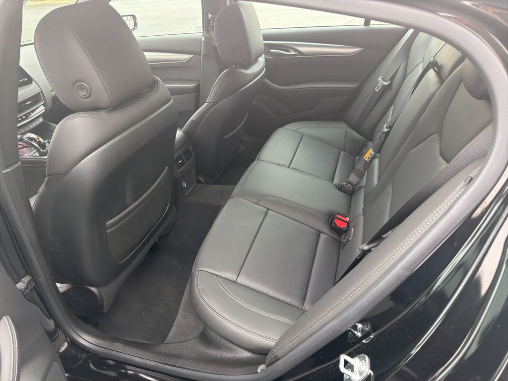 2025 CADILLAC CT5 - Image 9