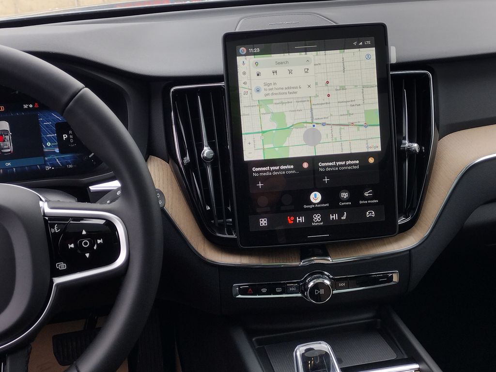 2026 VOLVO XC60 - Image 26