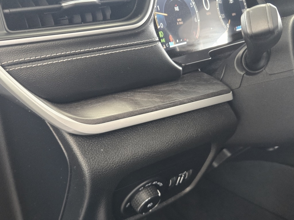2021 Jeep Grand Cherokee Limited photo 25