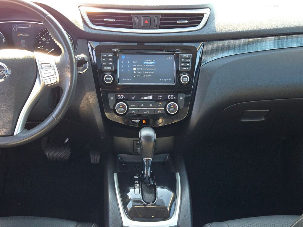 2014 Nissan Rogue SL photo 17