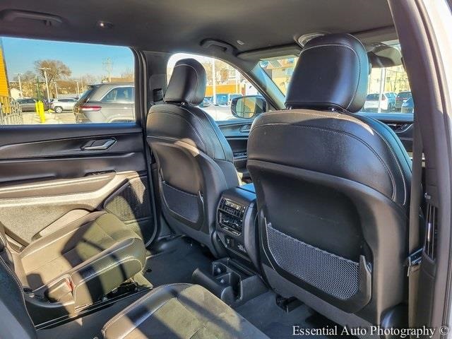 2023 JEEP GRAND CHEROKEE L - Image 30