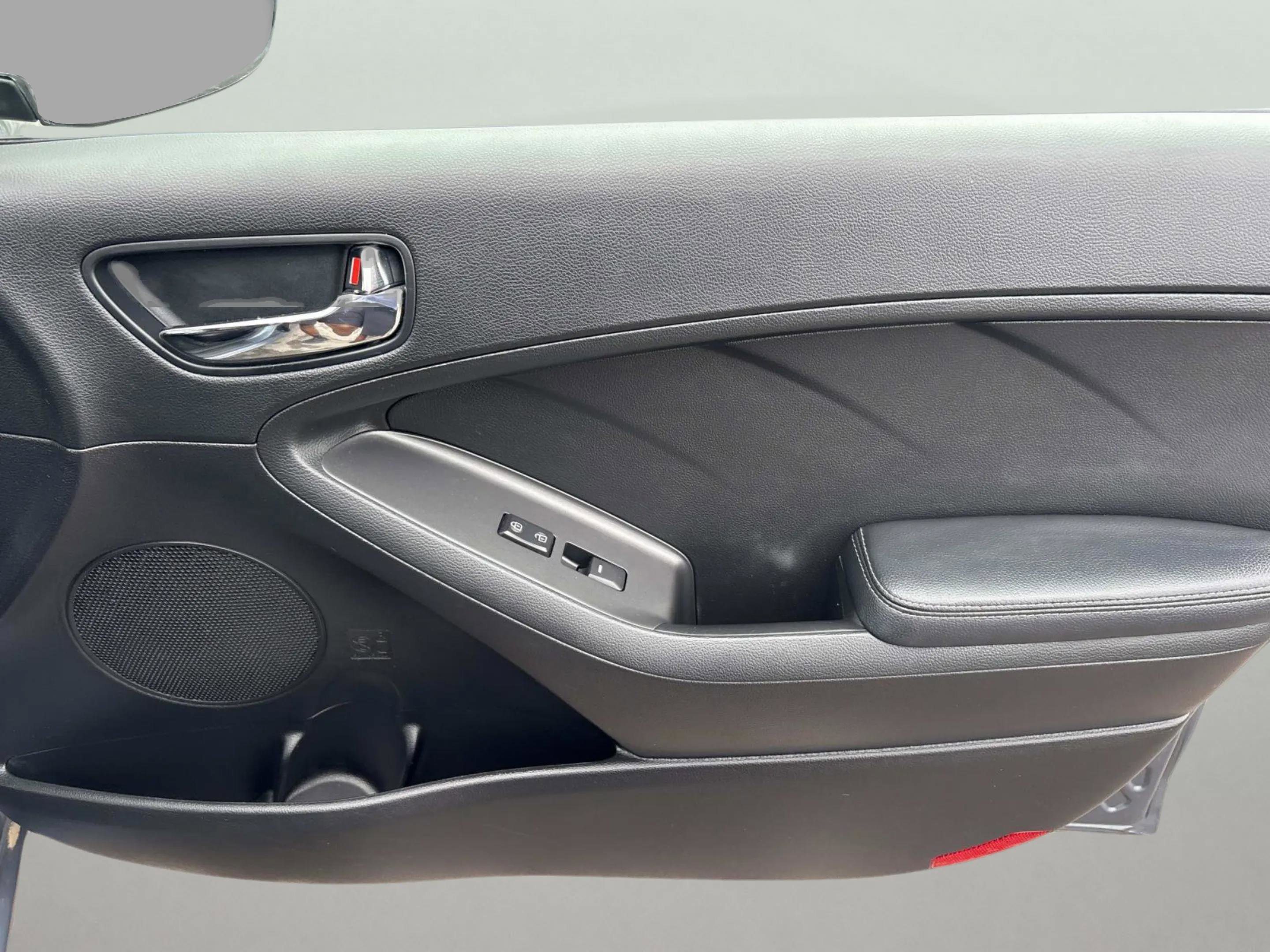 2016 Kia Forte LX photo 18