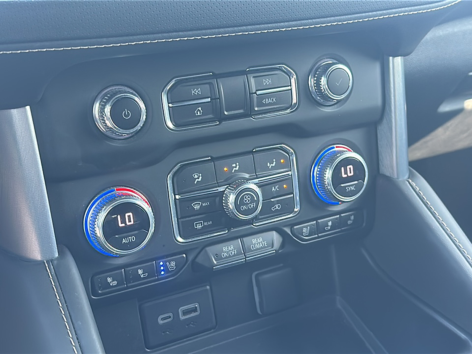 2023 Gmc Yukon SLT photo 19