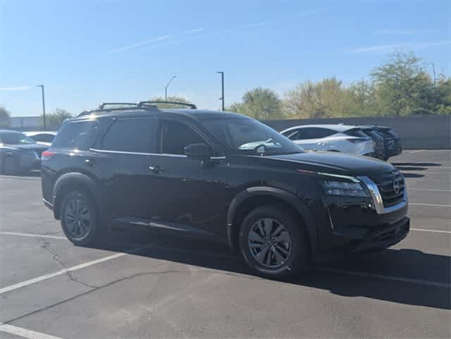 2025 Nissan Pathfinder SV photo 7