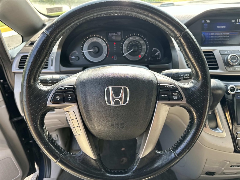 2015 Honda Odyssey EX-L photo 23