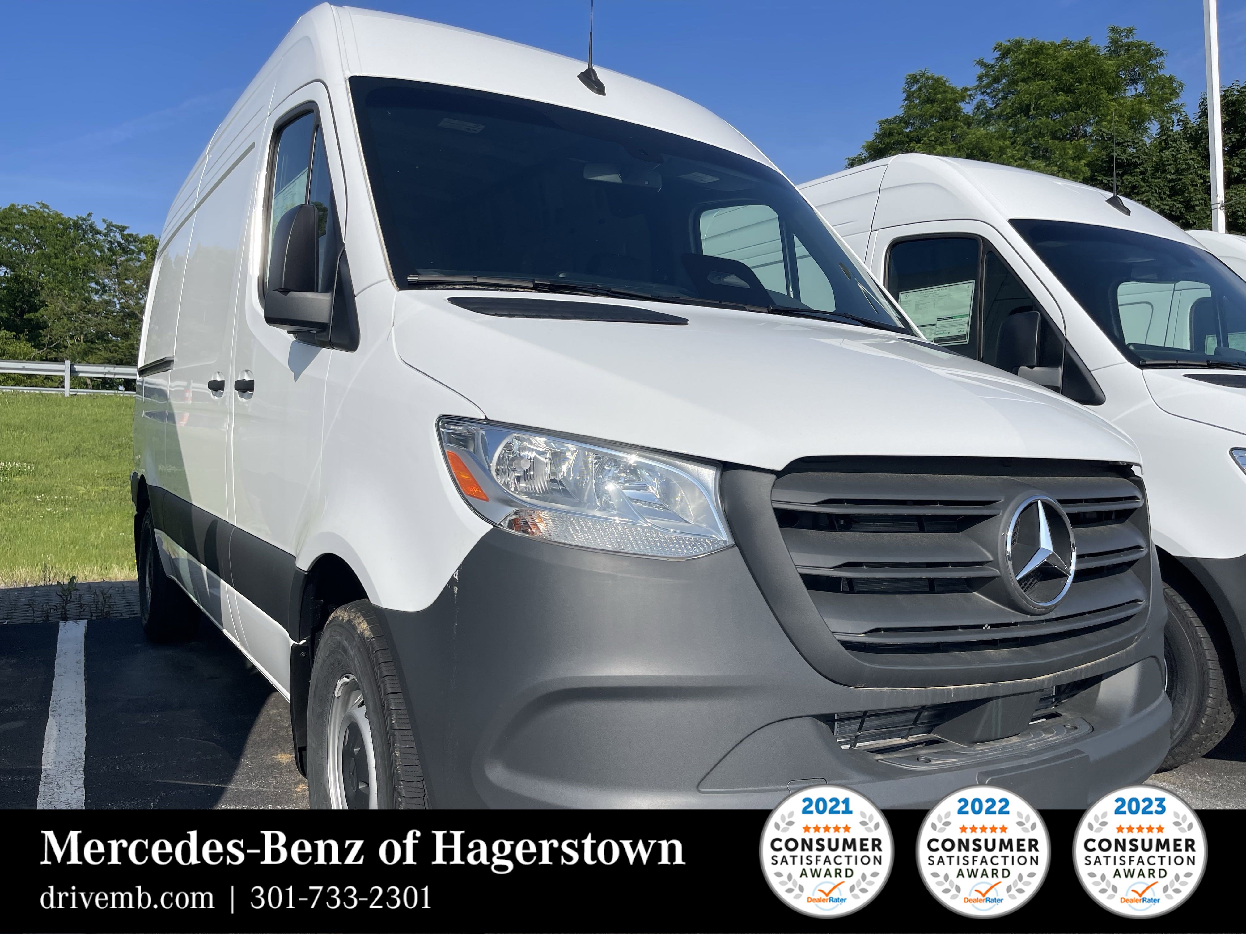 2025 Mercedes-Benz Sprinter Cargo Van Base's photo