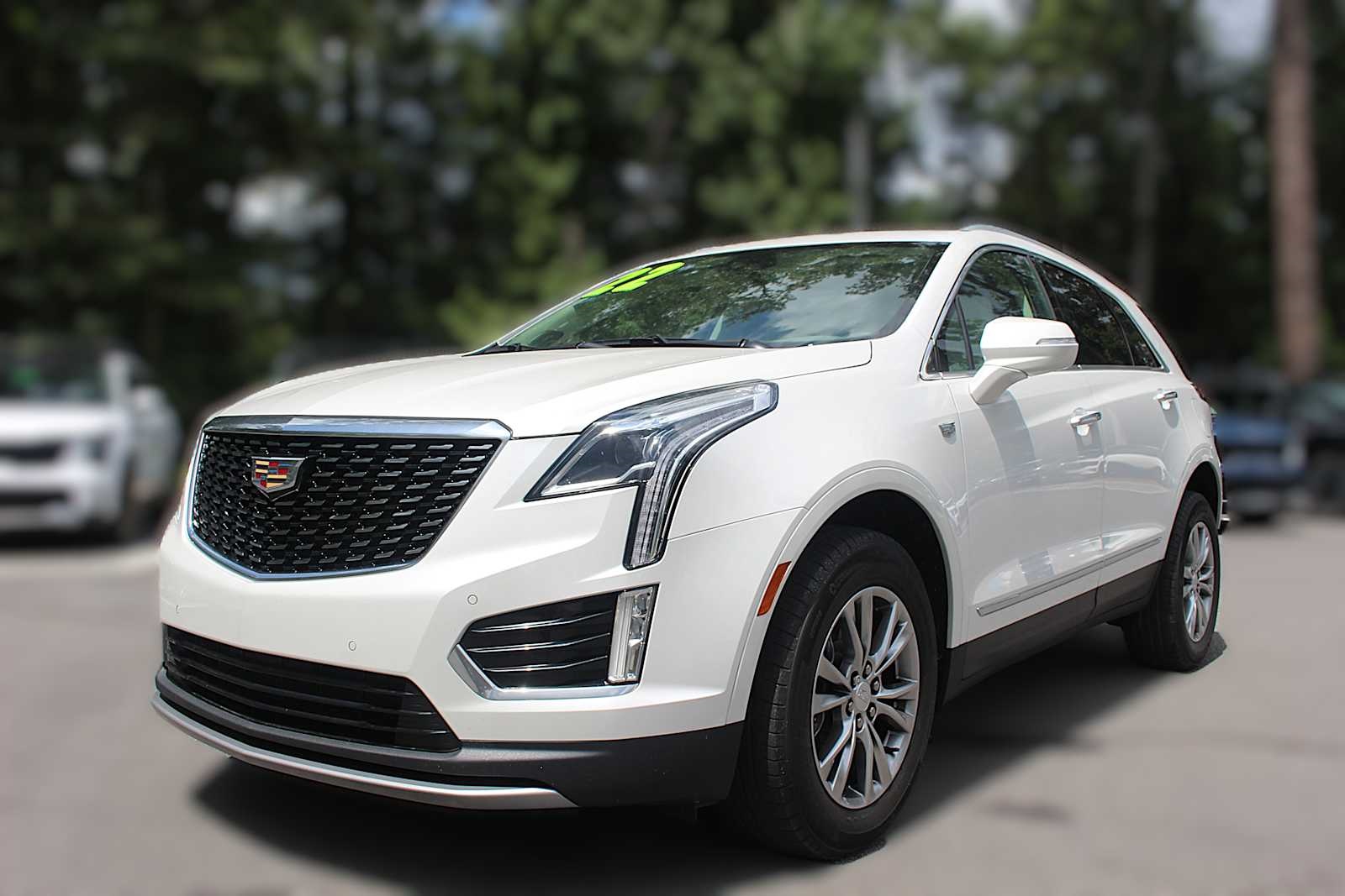 2022 Cadillac XT5 Premium Luxury photo 2