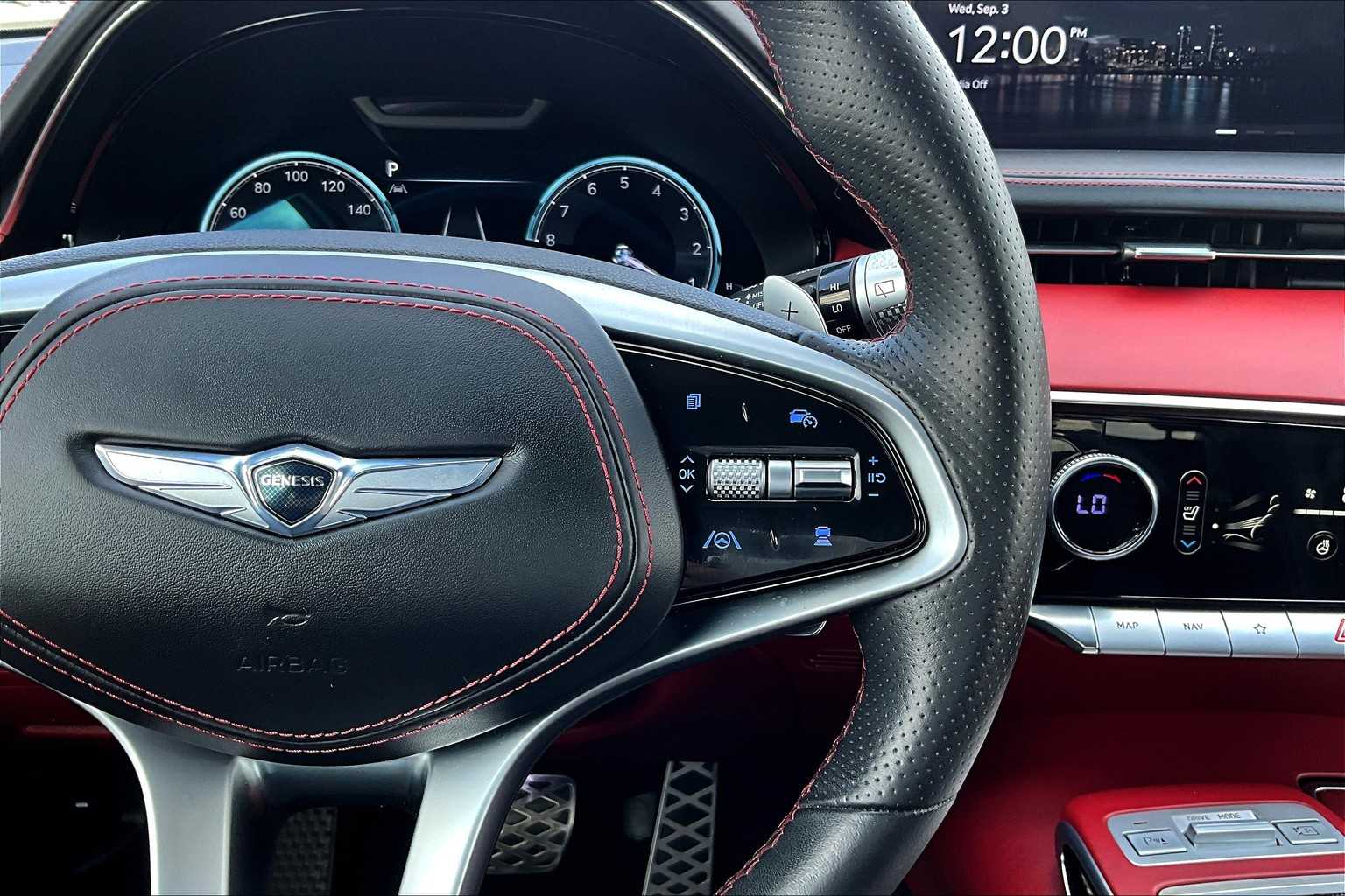 2022 Genesis GV70 3.5T Sport photo 24
