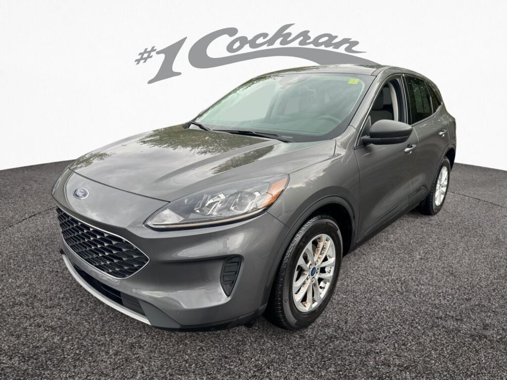 2022 Ford Escape SE photo 3