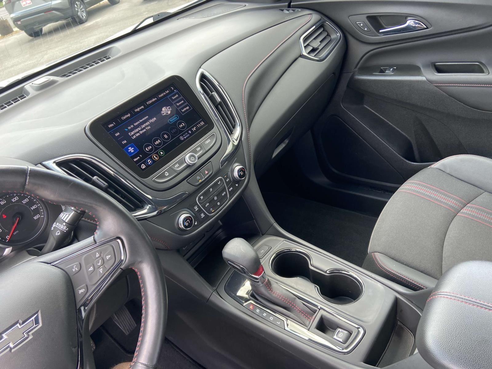 2022 Chevrolet Equinox RS photo 11