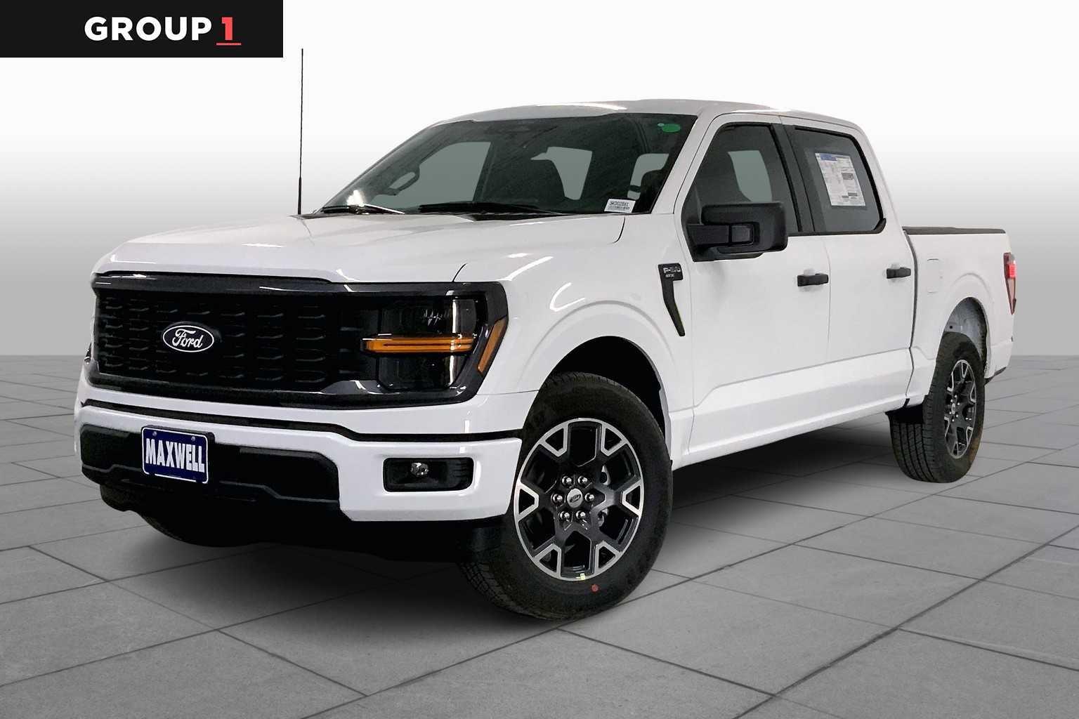 2025 Ford F-150 STX's photo