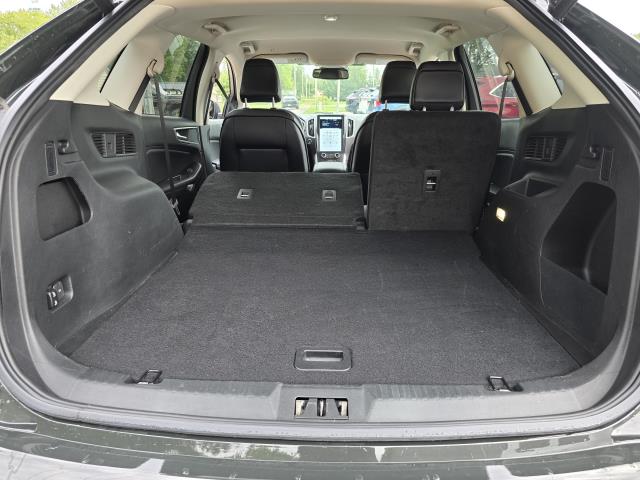 2023 Ford Edge SEL photo 24