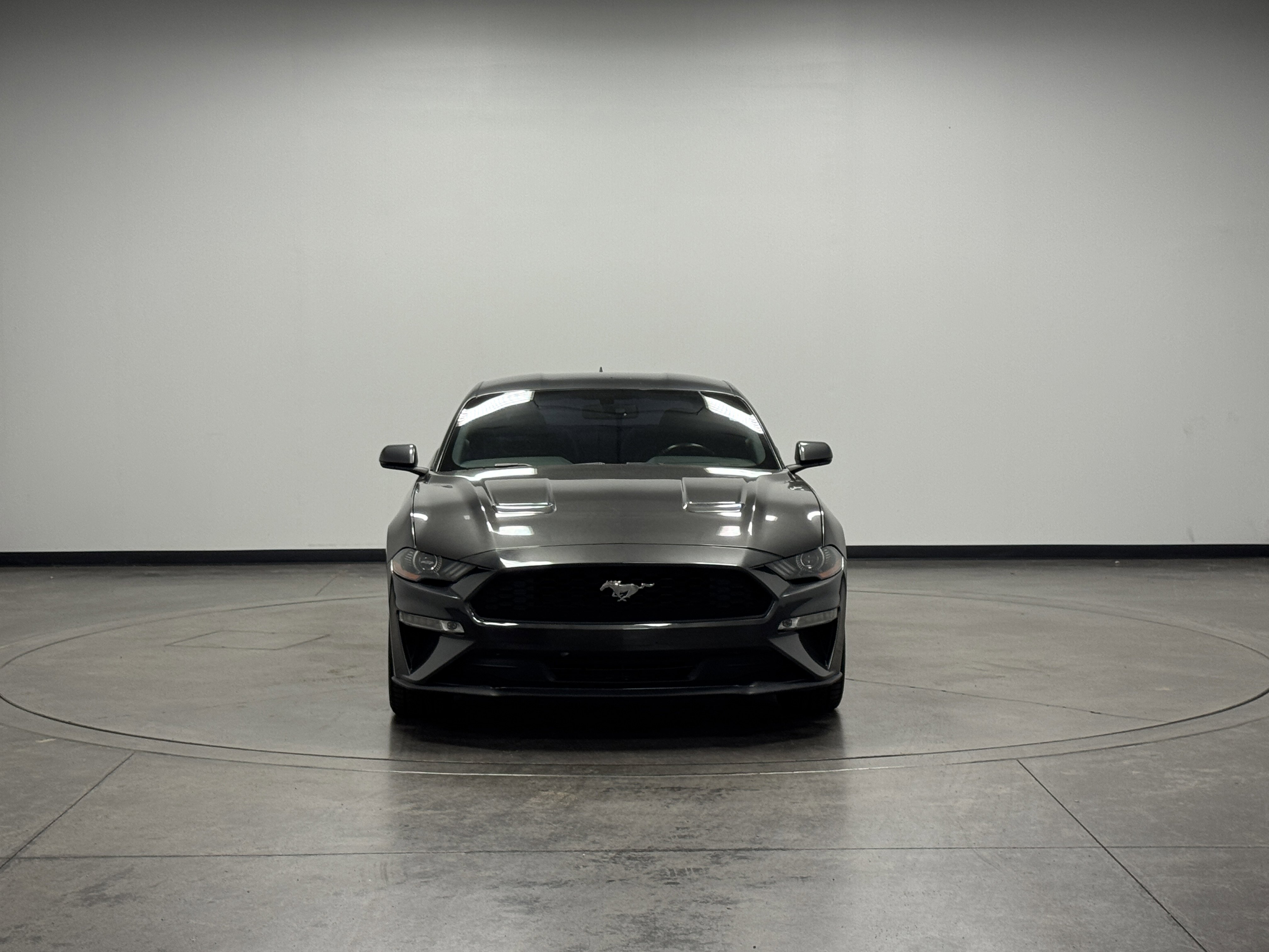 2020 Ford Mustang EcoBoost Premium photo 2