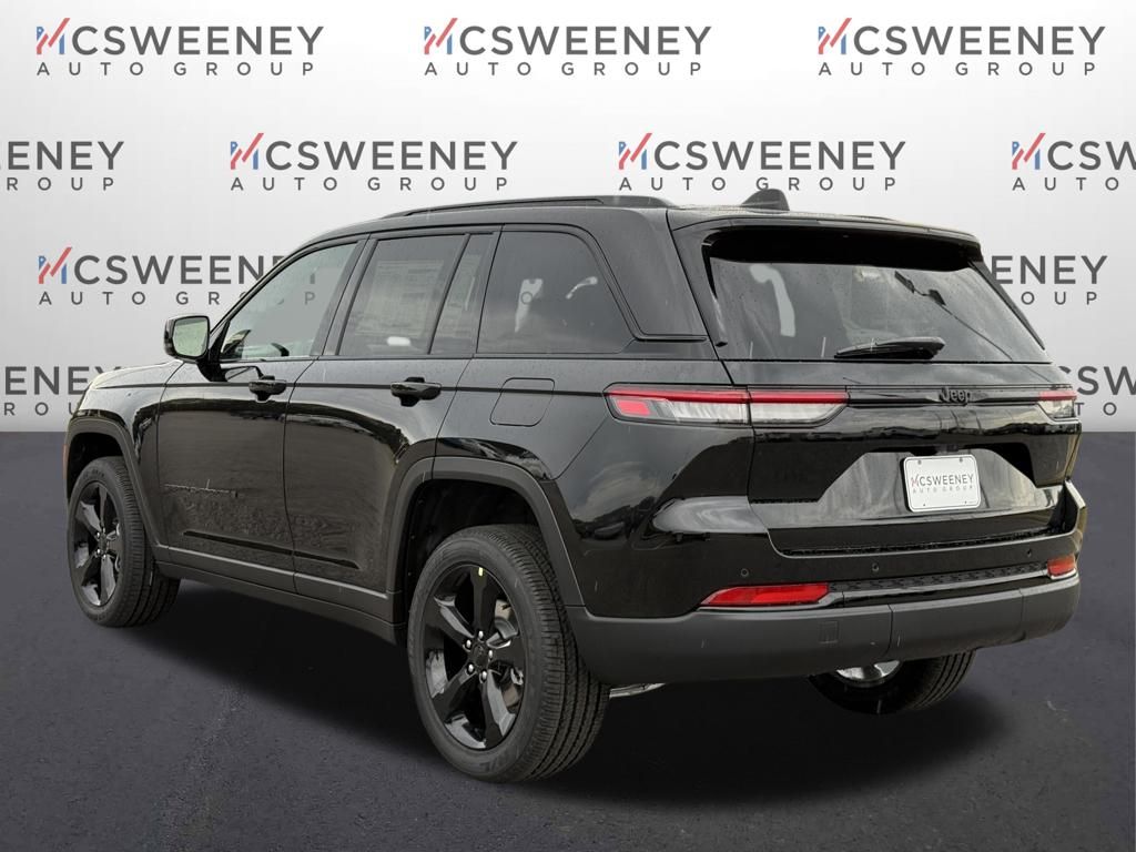 2025 Jeep Grand Cherokee Altitude X photo 3