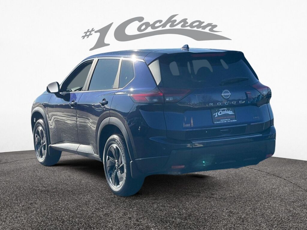2026 Nissan Rogue SV photo 4