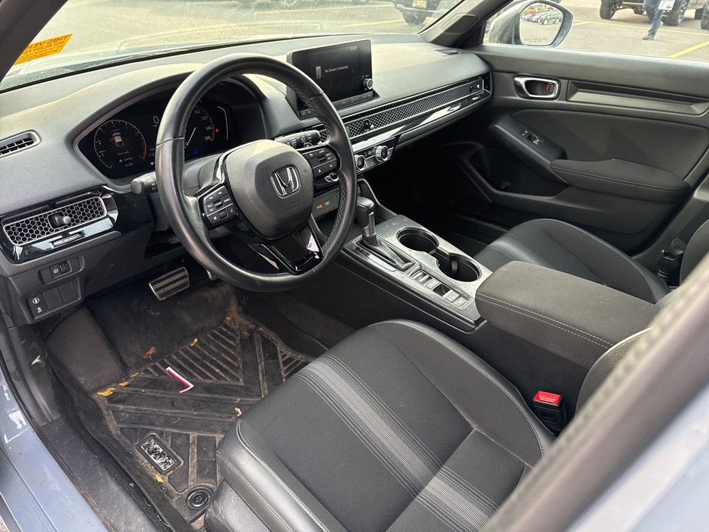 2023 Honda Civic Sport Hatchback photo 3