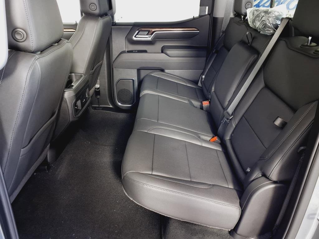 2026 Chevrolet Silverado 1500 LT photo 16