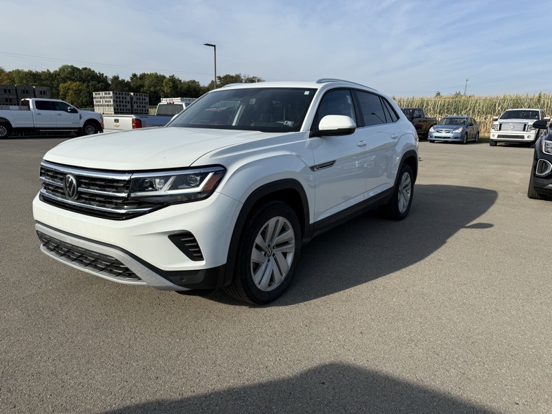 2023 Volkswagen Atlas Cross Sport V6 SE Technology photo 2