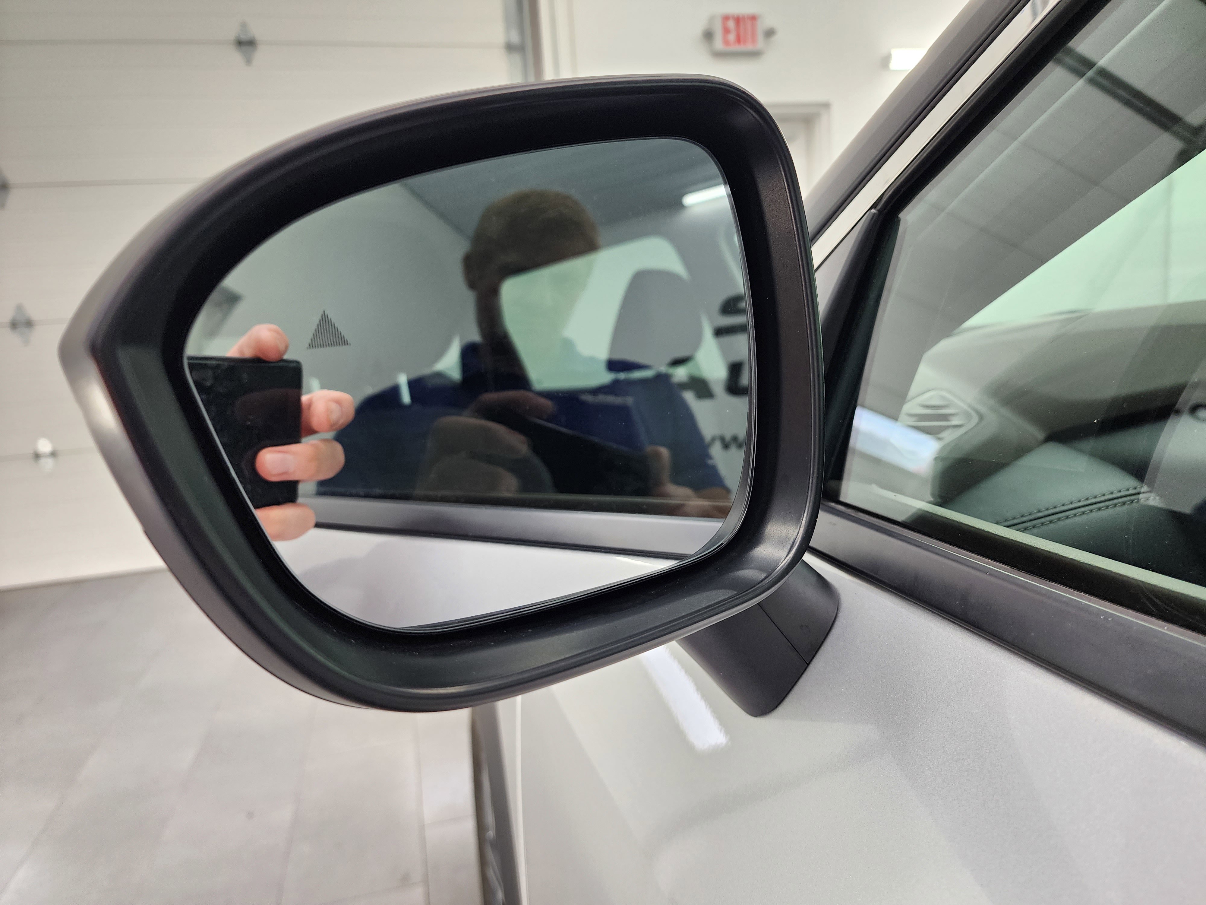 2023 Nissan Rogue SV photo 11