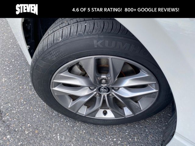 2020 Toyota Avalon XLE photo 27