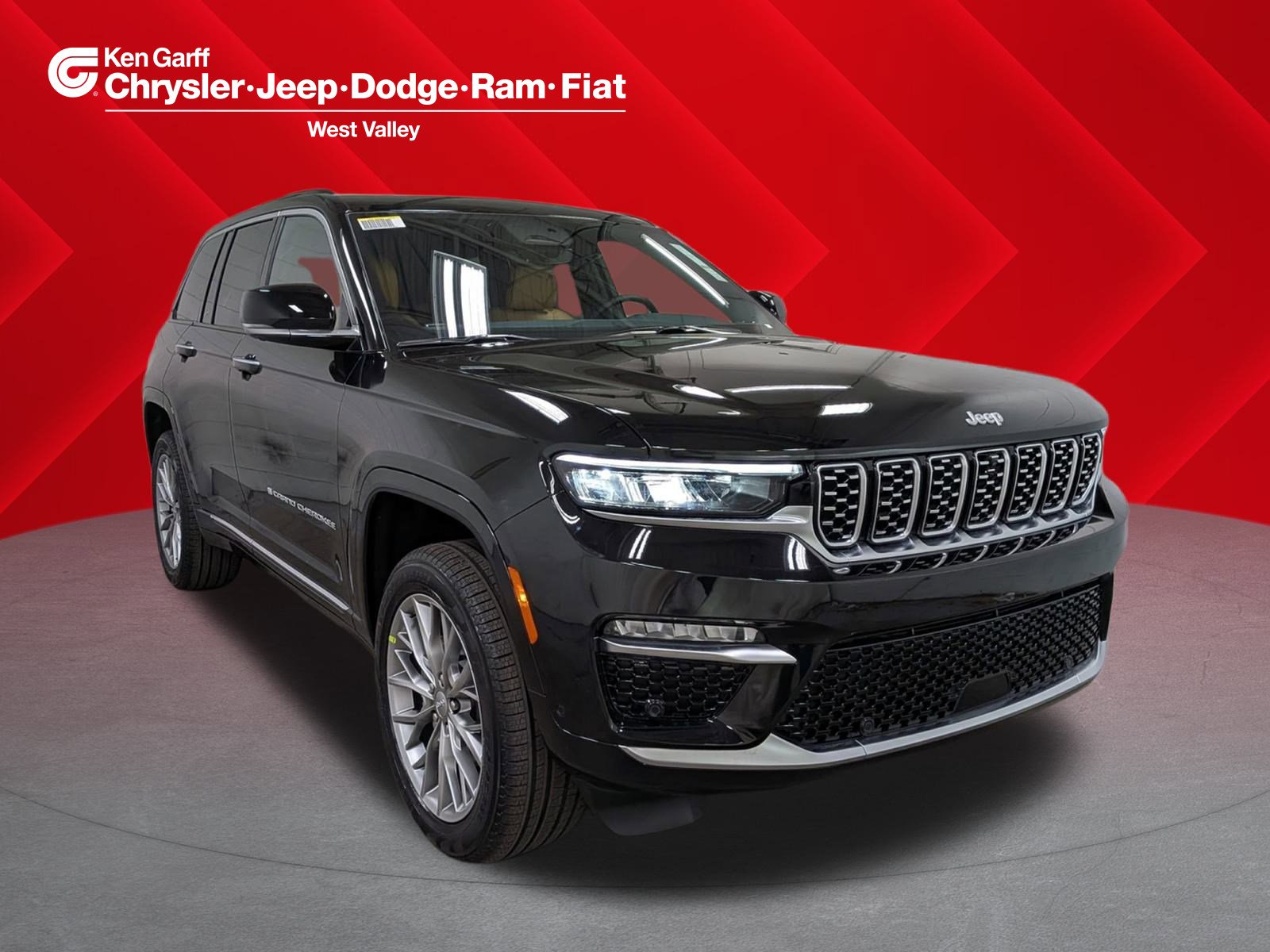 2025 Jeep Grand Cherokee Summit's photo
