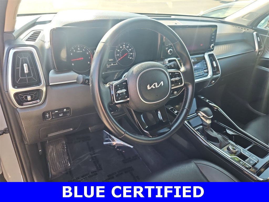 2022 Kia Sorento SX photo 11