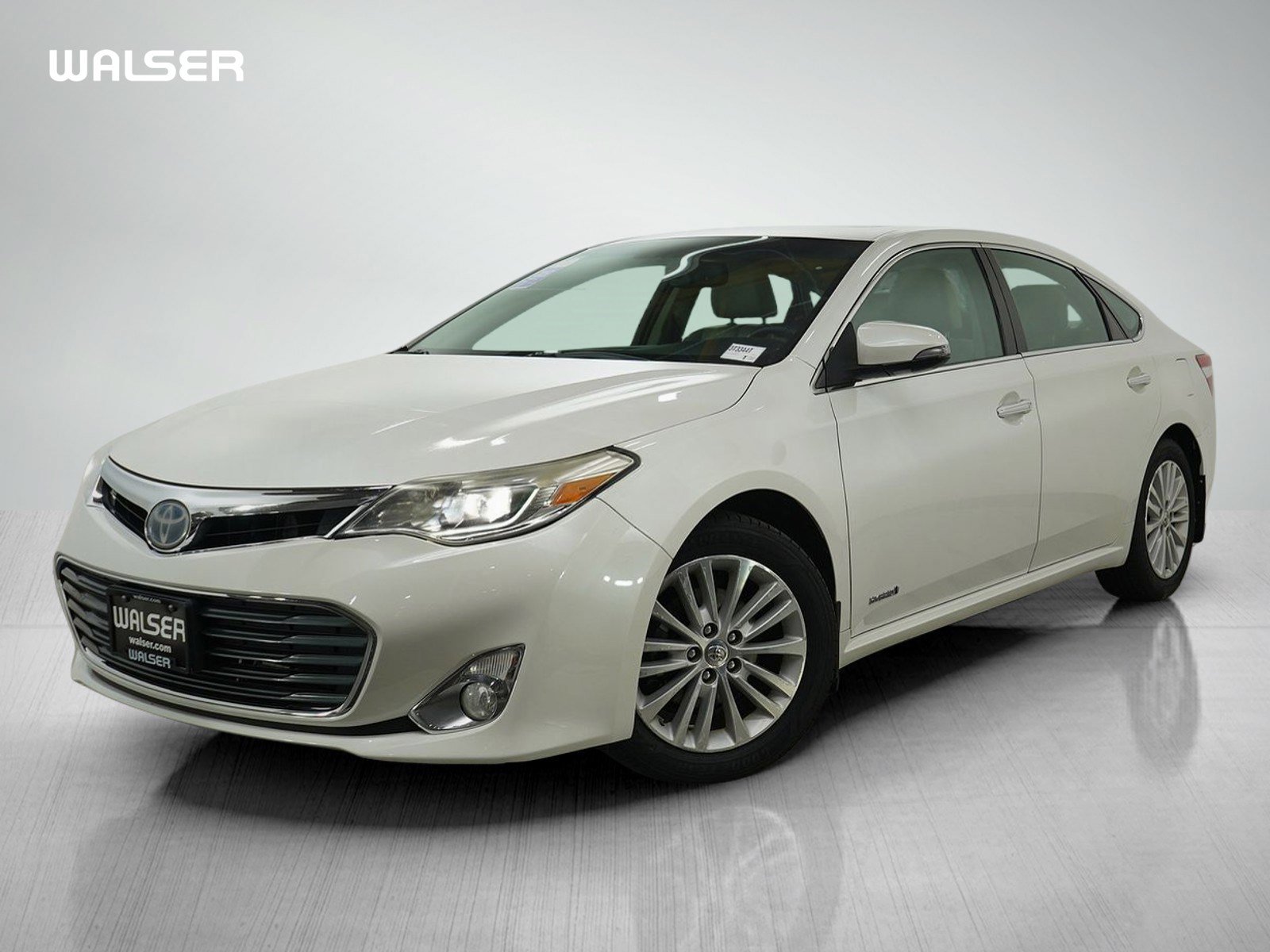 2013 Toyota Avalon Limited Hybrid