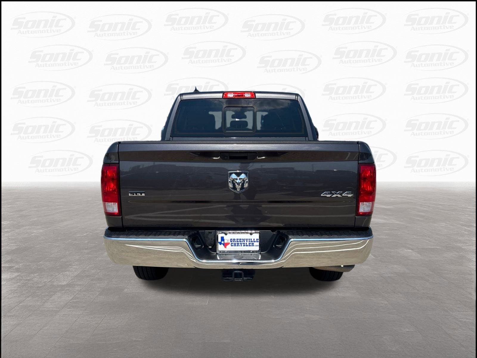 2023 Ram 1500 Classic SLT photo 9