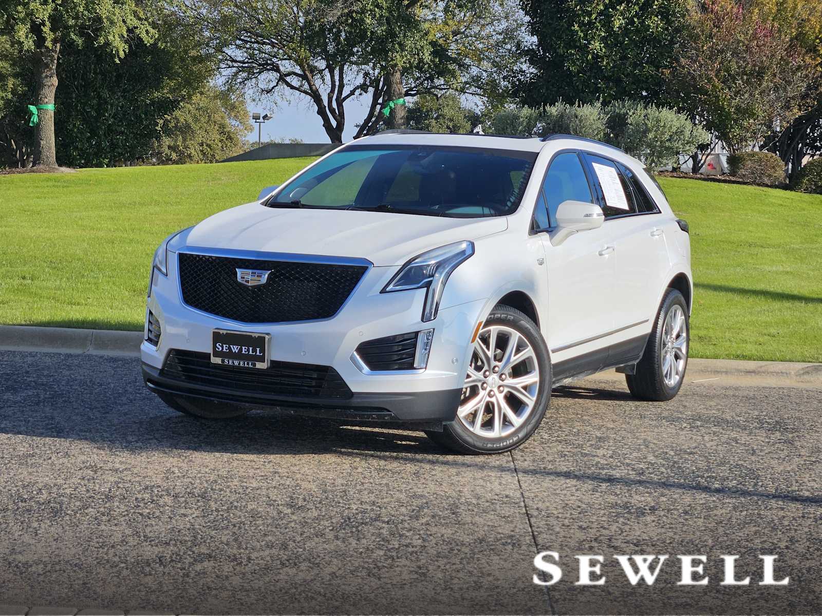 2020 Cadillac XT5 Sport's photo