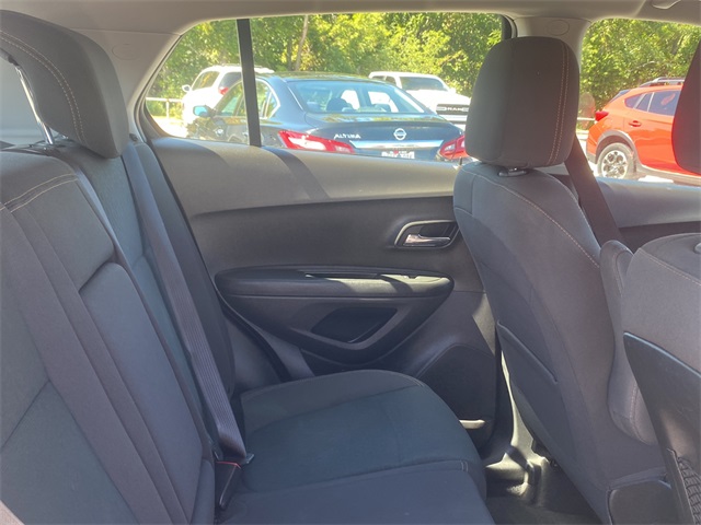 2017 Chevrolet Trax LS photo 14