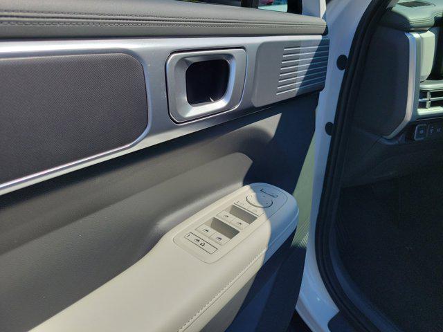 2026 Hyundai Santa Fe SEL photo 16