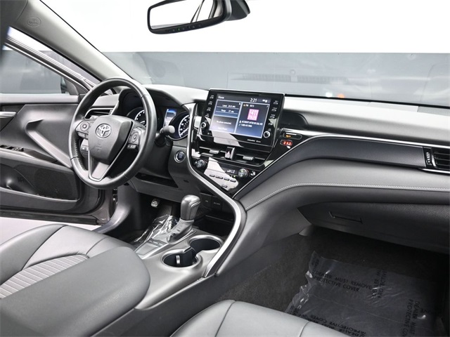 2024 Toyota Camry SE photo 21