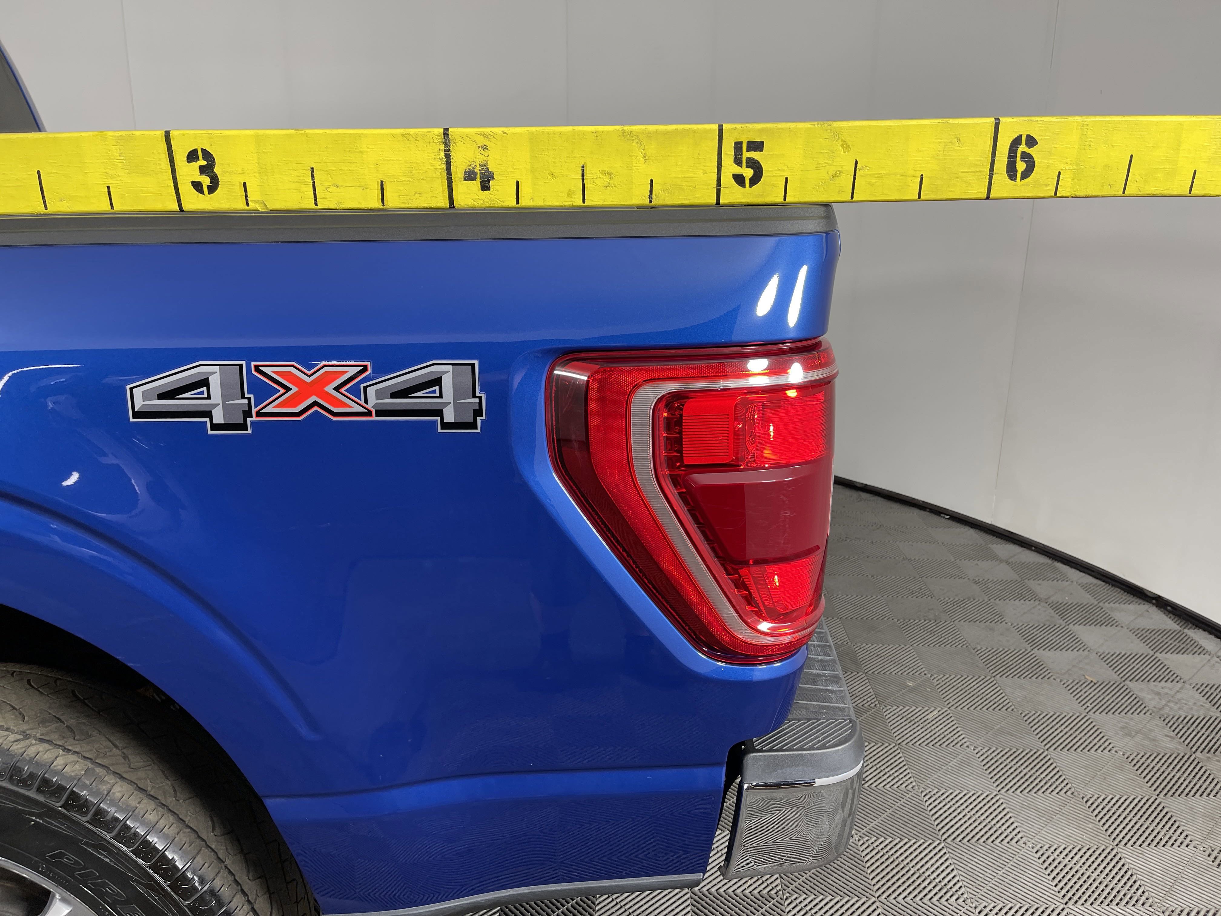 2022 Ford F-150 XL photo 3