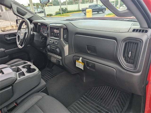 2023 Chevrolet Silverado 1500 Custom photo 15