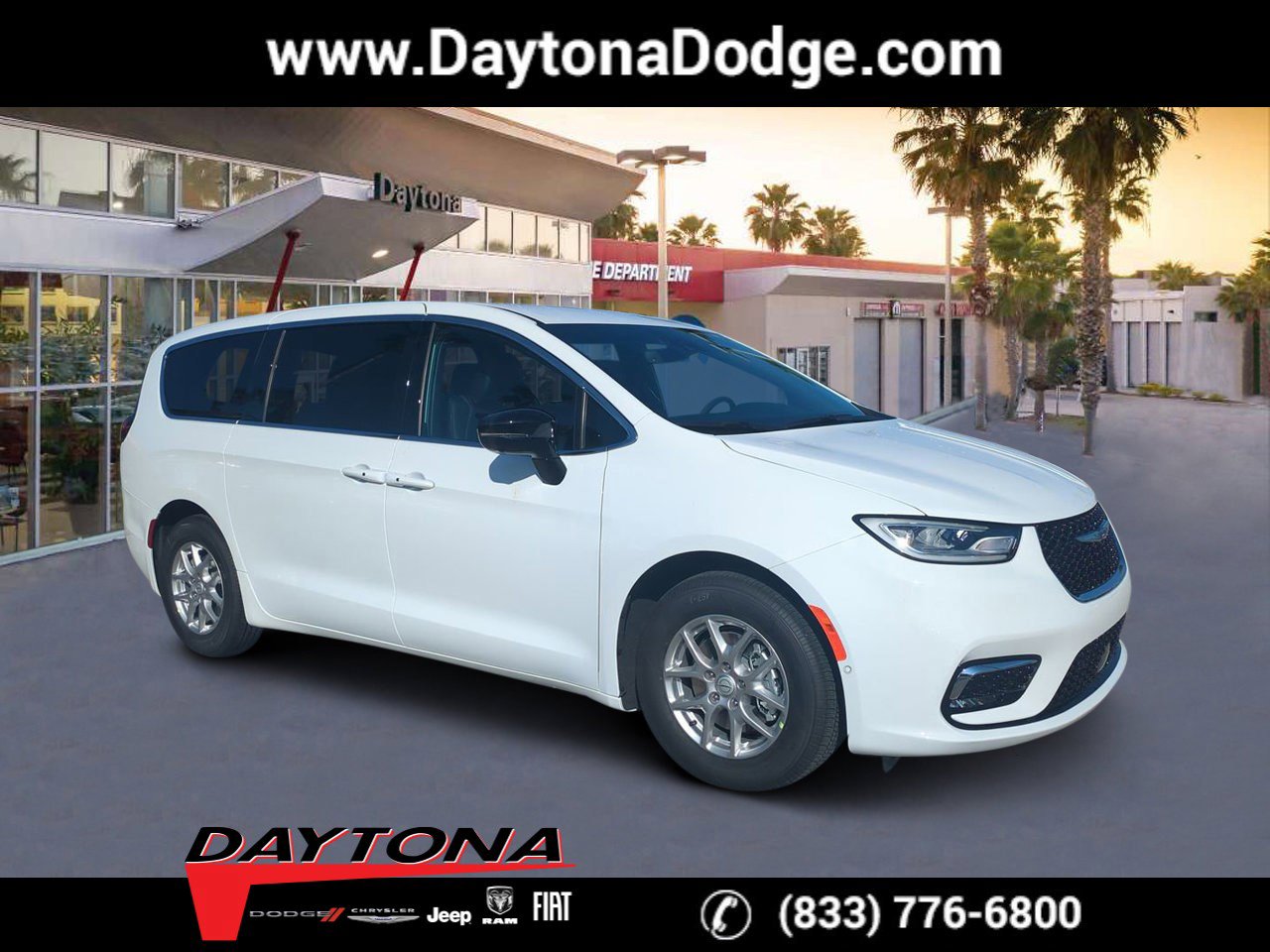 2026 Chrysler Pacifica Select's photo