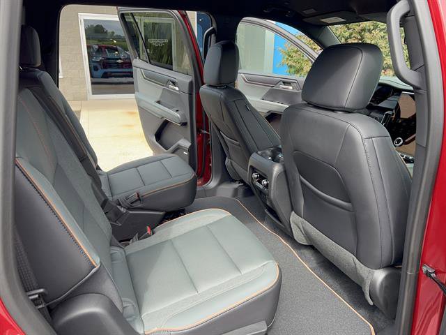 2024 Gmc Acadia AT4 photo 19