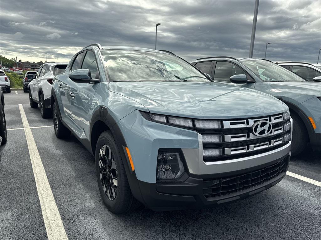2025 Hyundai Santa Cruz SEL photo 2