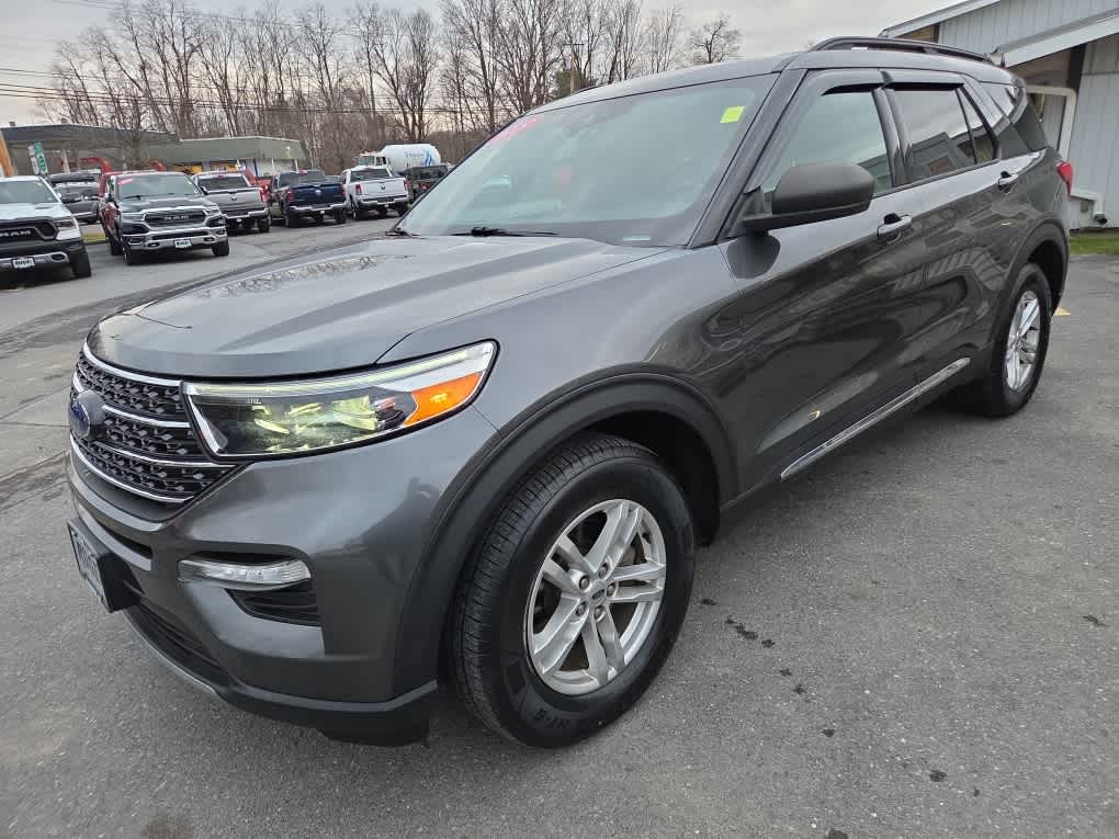 2020 Ford Explorer XLT photo 4