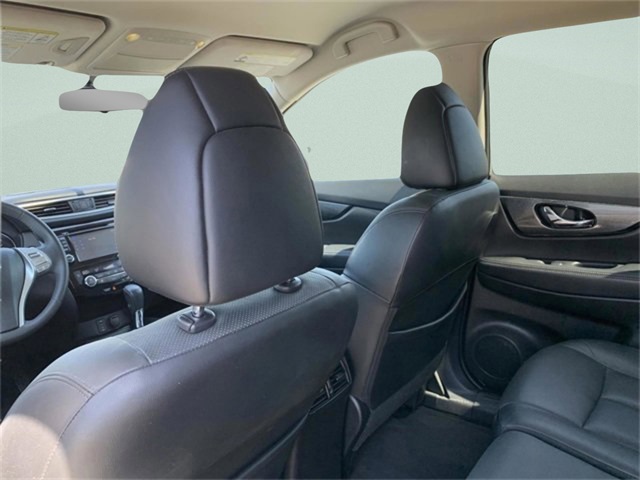 2014 Nissan Rogue SL photo 14