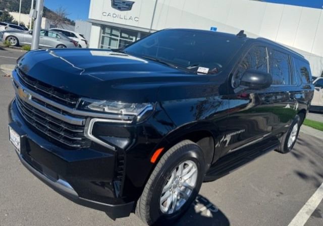 2021 Chevrolet Suburban LT's photo