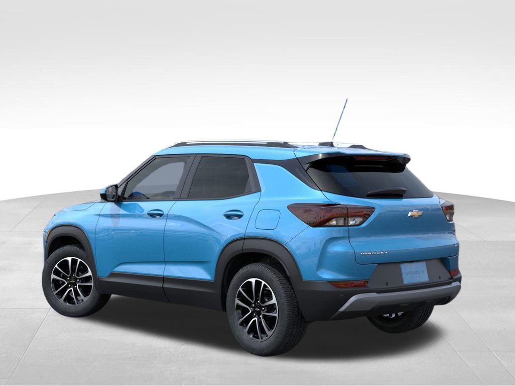 2026 Chevrolet Trailblazer LT photo 2