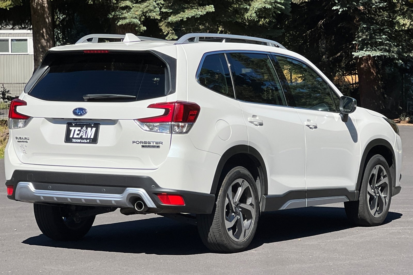 2023 Subaru Forester Touring photo 4