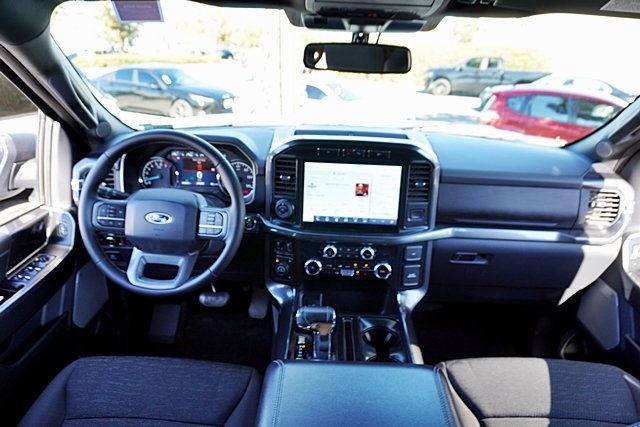 2023 Ford F-150 XLT photo 19