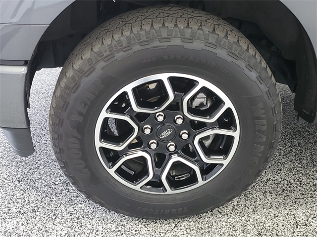 2022 Ford F-150 XLT photo 4