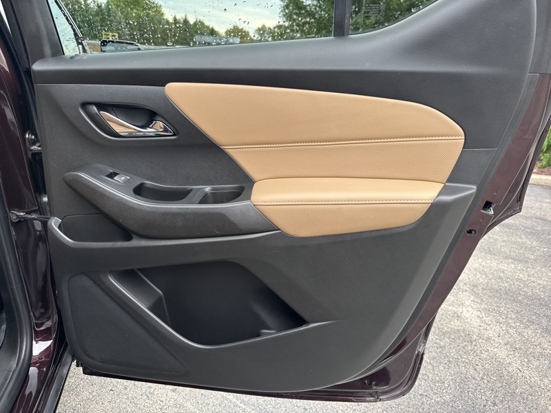 2022 Chevrolet Traverse Premier photo 44