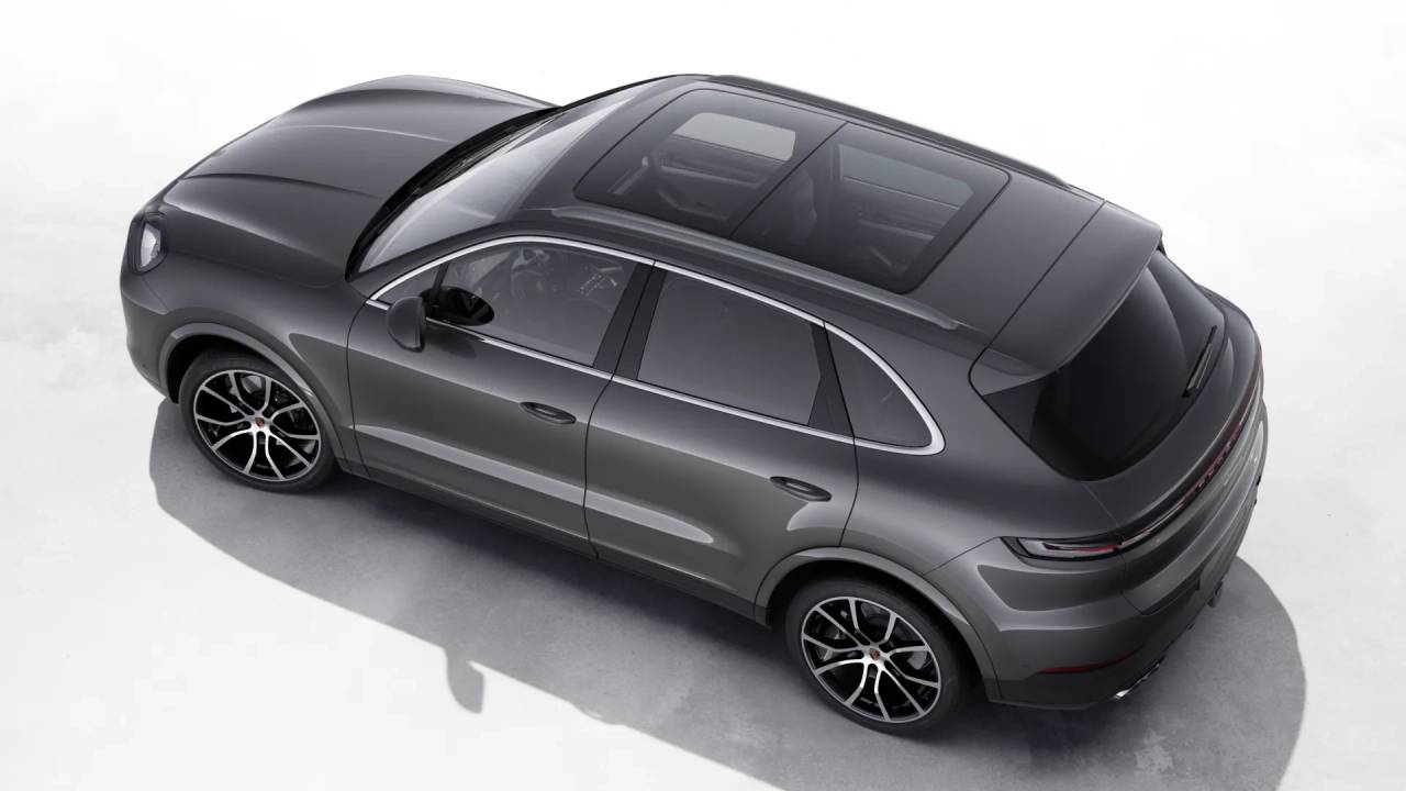 2026 Porsche Cayenne photo 4
