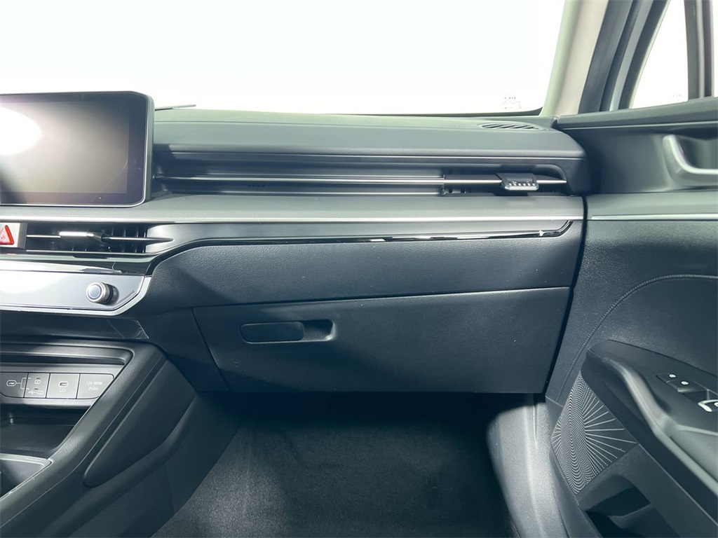 2025 Kia K5 LXS photo 31