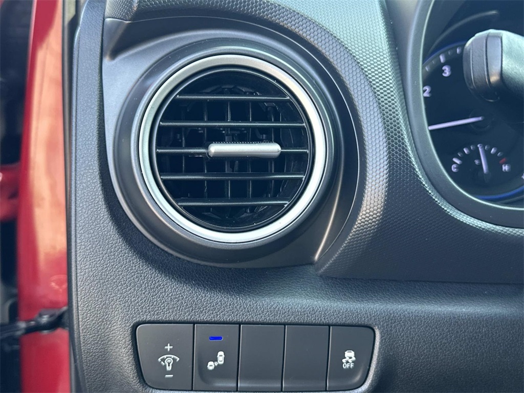 2018 Hyundai Kona SEL photo 26