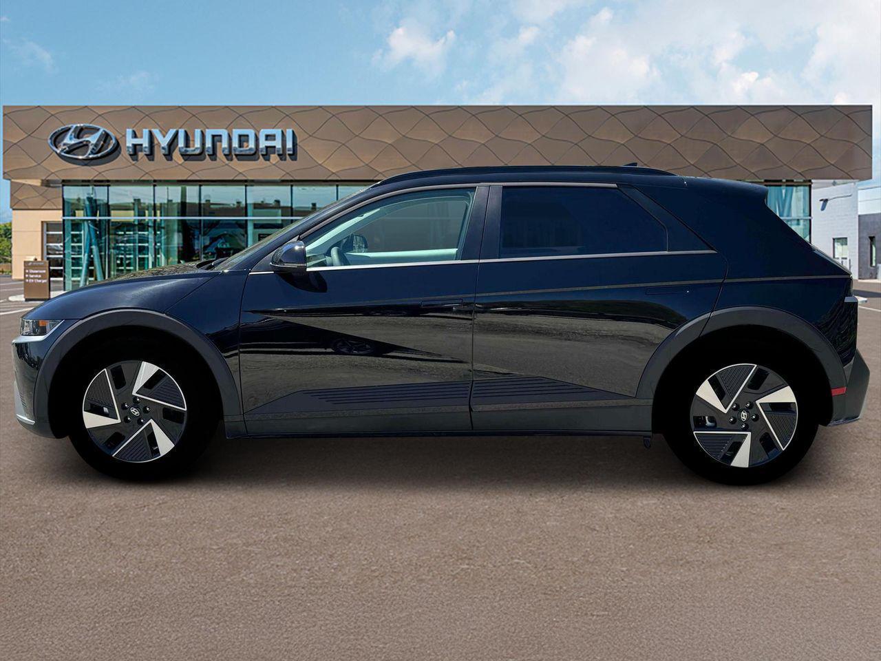 2025 Hyundai Ioniq 5 SEL photo 3