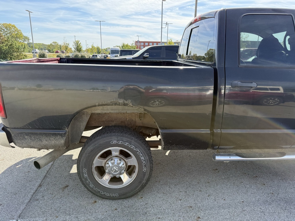 2009 Dodge Ram SLT photo 9